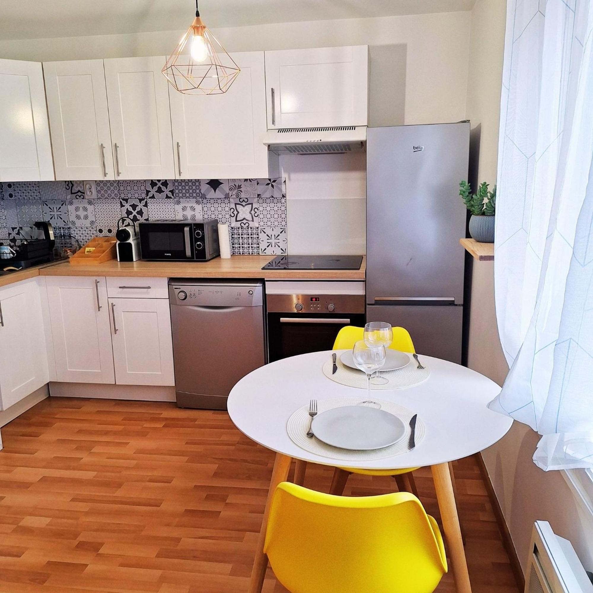 Le Fatsia - Rennes Gare T2 Apartman Kültér fotó
